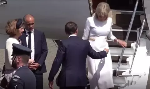 Brigitte Macron Bikin Malu ...