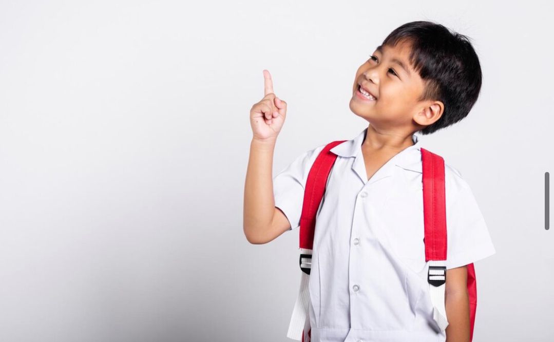 Perlukah Anak SD Pakai Skincare? Ini Penjelasan Medis dan Panduan Aman dari Ahli Kulit