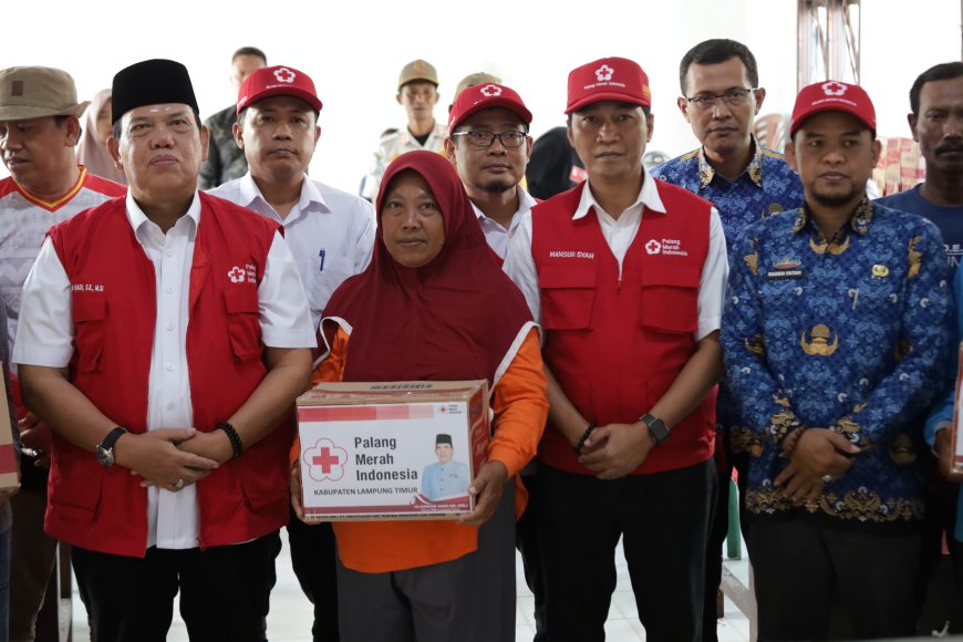 Banjir Lampung Timur: PMI Salurkan Bantuan untuk Korban