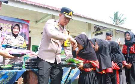 Polres Lampung Timur Tingkatkan Gizi Anak dengan Bakti Sosial di SDN 1 Tulus Rejo