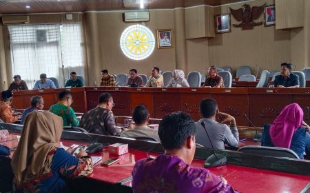 Honorer dan Pol PP Lampung Timur Desak Pemerintah Pusat Sahkan RPP ASN