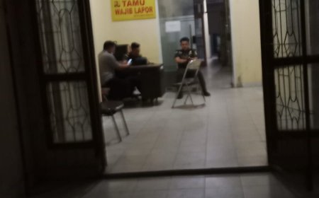Bupati Lampung Timur Digeledah, Kejati Sita Mobil Brio hingga Tas Gucci!