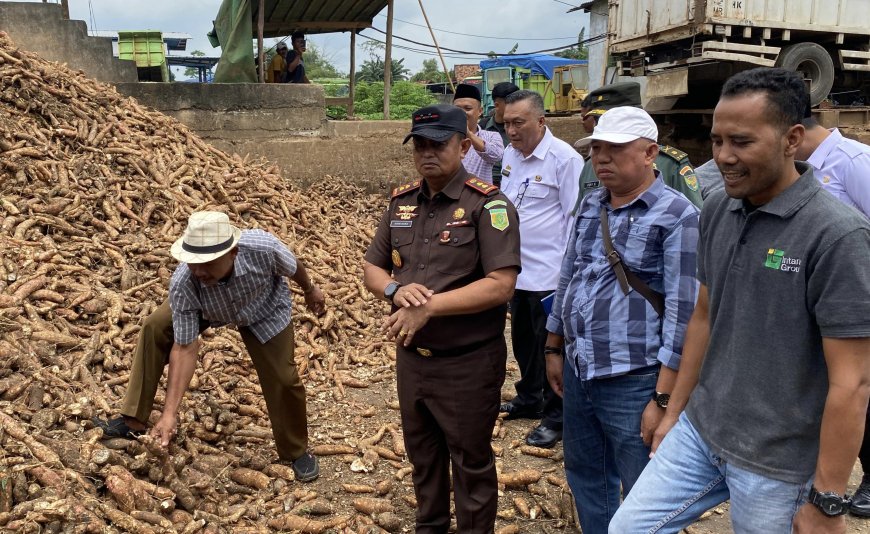 Kajari Lampung Timur Monitoring Pabrik Singkong, Zero Tolerance untuk Pelanggaran, Terlebih Masalah Hukum