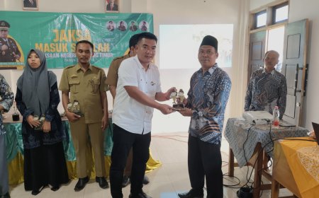 Program "Jaksa Masuk Sekolah" Hadir di SMK Darunnajah Braja Selebah