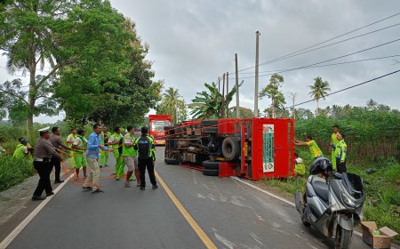 Truck Terguling di Lampung Timur, Polisi Respon Cepat!