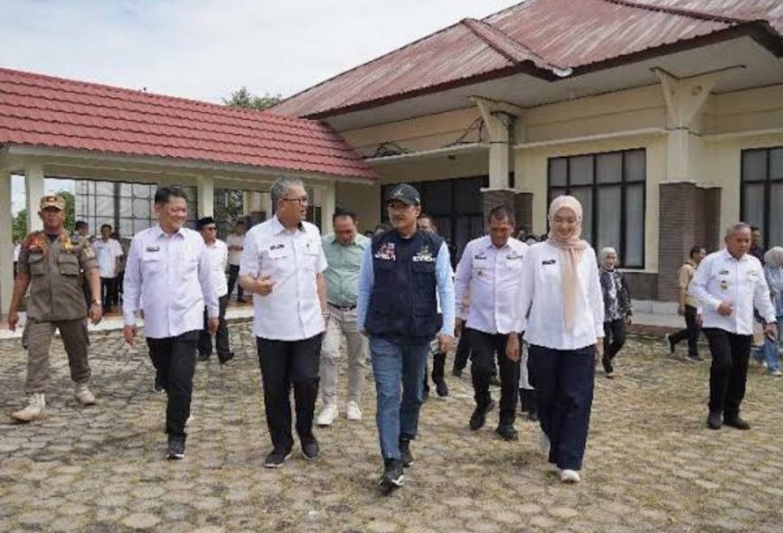 Kunjungan Mensos RI ke Lampung: Sekolah Rakyat Siap Luncurkan Program Pendidikan untuk Keluarga Miskin