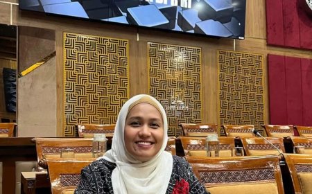 Kesejahteraan Guru dan Fasilitas Madrasah Jadi Sorotan, DPR Usulkan Pengalihan ke Kemdikbud