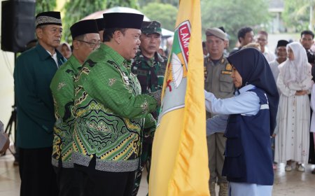 Wakil Bupati Azwar Hadi Sambut 385 Jamaah Haji Lampung Timur di Islamic Center Sukadana