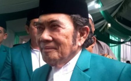 Rhoma Irama Ajak Ariel NOAH dan Armand Maulana Bahas Polemik Hak Cipta Lagu di Podcast YouTube