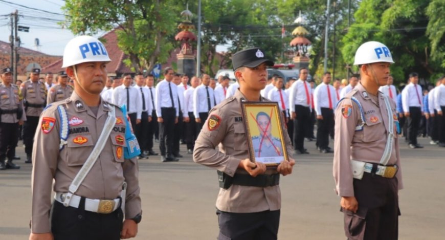 Polresta Bandar Lampung Pecat Anggota karena Absen 201 Hari Berturut-turut, Kapolresta Tegakkan Sanksi Tegas dan Prestasi