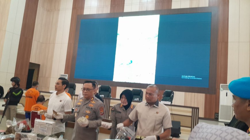 Polda Lampung Gelar Konferensi Pers Ungkap Kasus Penyalahgunaan Senjata Api