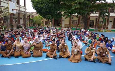 Gubernur Mirza Tunjukkan Komitmennya Memajukan Dunia Pendidikan di Lampung