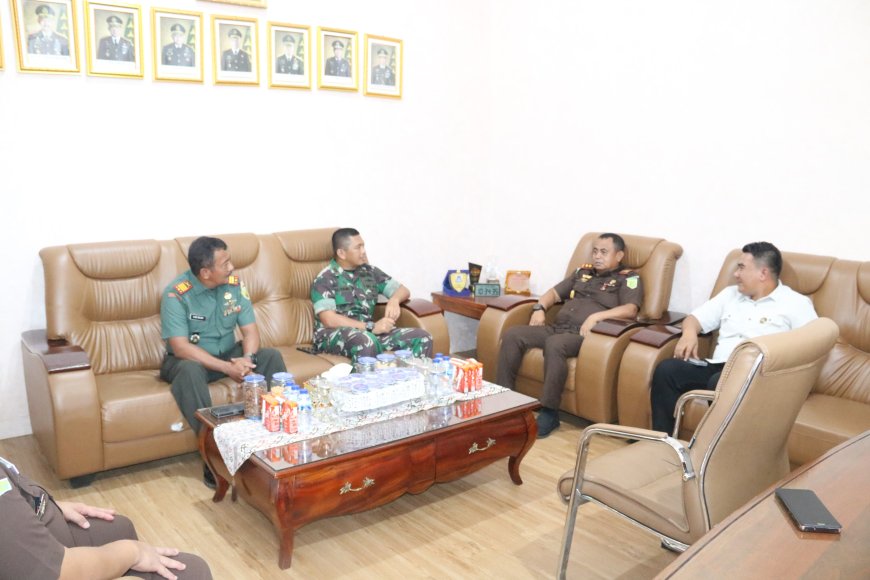 Momen Silaturahmi, Dandim 0429/Lamtim dan Kajari Siap Bersinergi Lebih Intens dan Terstruktural