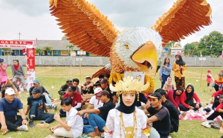 Warga Desa Kedaton Satu Antusias Meriahkan HUT RI Ke-80 dengan Karnaval