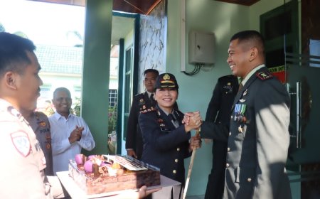 Sinergi Tanpa Batas! Kapolres Lampung Timur Beri Kejutan Spesial untuk HUT ke-80 TNI