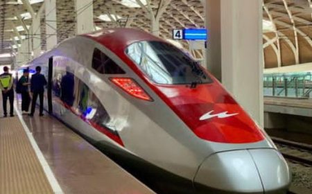 Pemerintah Cari Jurus Ampuh Bayar Utang Kereta Cepat Whoosh Tanpa Bebani APBN