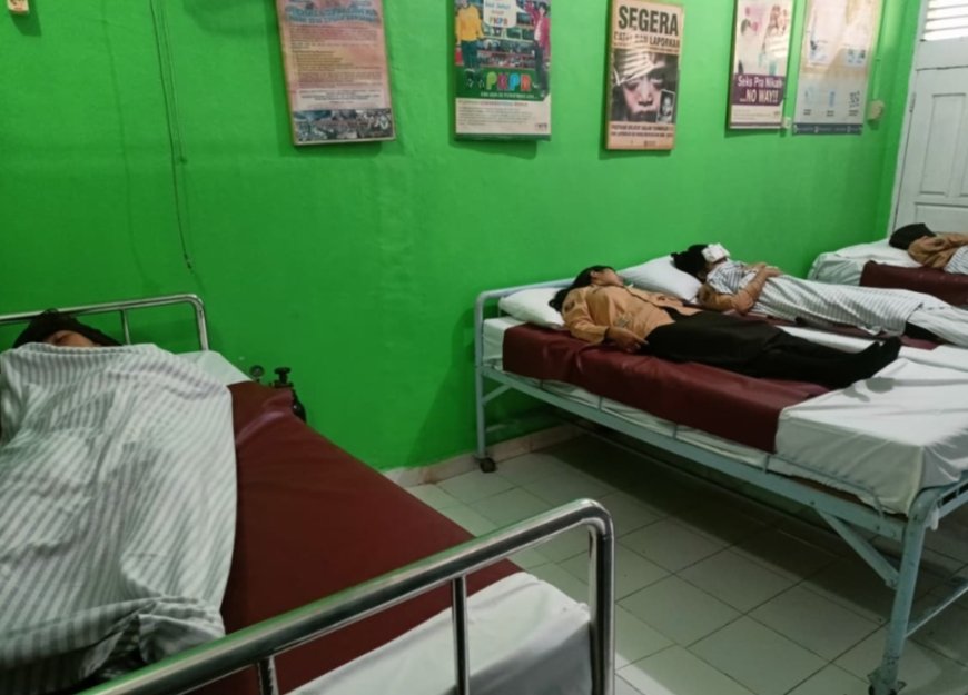 Makanan Bergizi Gratis Diduga Jadi Biang Keracunan, Belasan Siswa di Kota Gajah Dilarikan ke Puskesmas