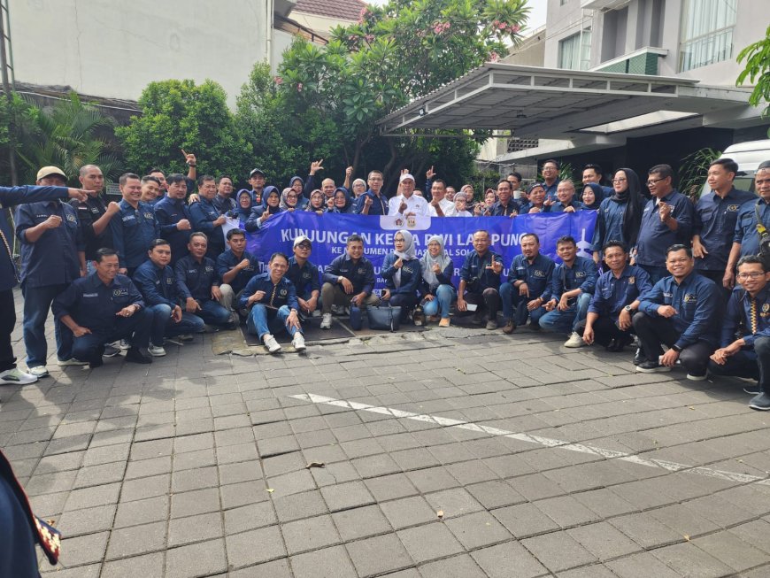 Semangat Persatuan Membara di Solo: Rombongan PWI Lampung Cetak Rekor Kehadiran di Pelantikan Pengurus PWI Pusat 2025-2030