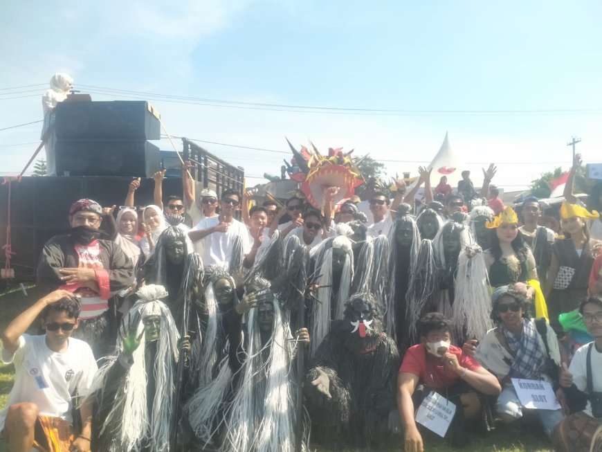 Naga Raksasa Meriahkan Karnaval HUT Desa Purwosari ke-69, Warga Terpukau!