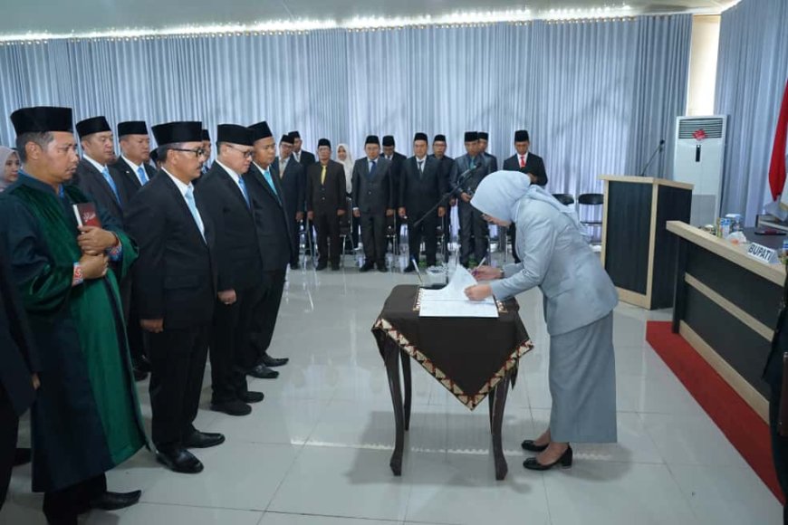 Bupati Way Kanan Lantik Pejabat PTP dan Fungsional, Langkah Pembenahan dan Pemantapan Organisasi