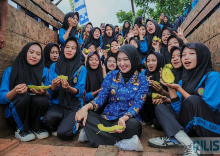 Semangat Kebersamaan Warnai Pemecahan Rekor MURI di Lampung Timur