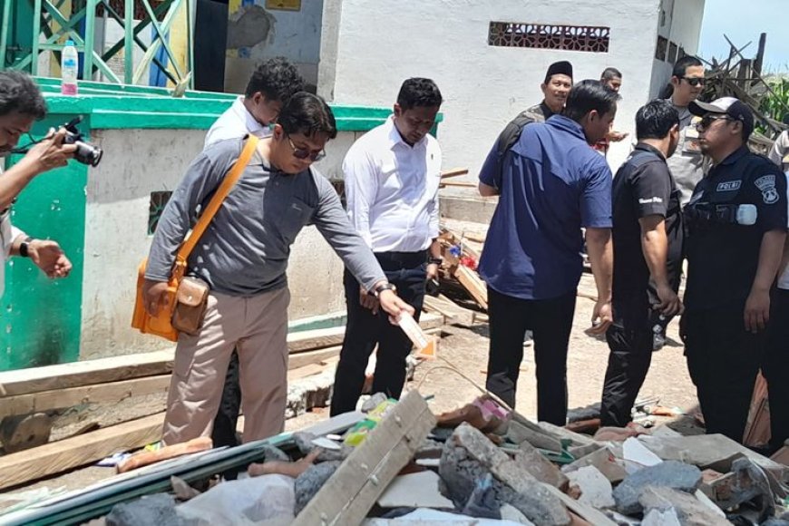 Asrama Putri Pondok Pesantren di Situbondo Ambruk, Satu Santriwati Meninggal Dunia