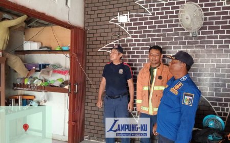 Ledakan Tabung Gas Picu Kebakaran Rumah Makan di Raman Utara, Kerugian Capai Jutaan Rupiah