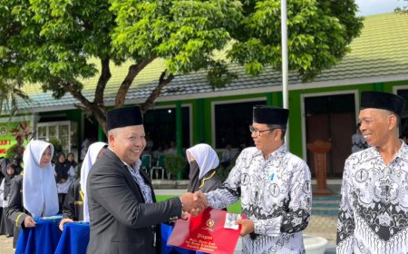 Hari Guru Nasional MAN 1 Lampung Timur, Rubangi: Guru Adalah Pelita Bangsa