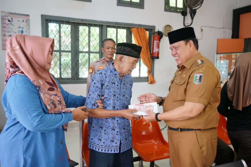 67 Ribu Keluarga Lampung Timur Terima BLT Kesra, Total Rp900 Ribu Per KK