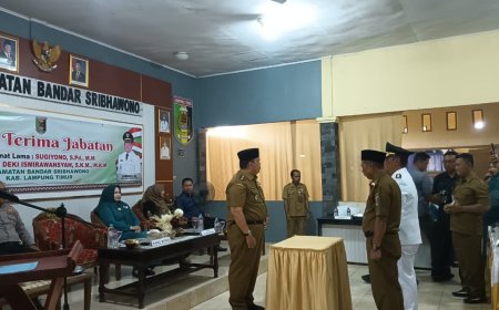 Pimpin Sertijab Camat Bandar Sribhawono, Ini Pesan Wabup Azwar Hadi