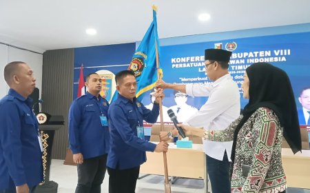 Muklis Kembali Pimpin PWI Lampung Timur