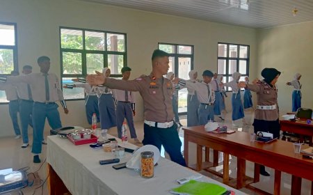 Satlantas Polres Lampung Tengah Latih Pelajar SMKN 1 Terbanggi Besar Jadi Pelopor Keselamatan Berlalu Lintas