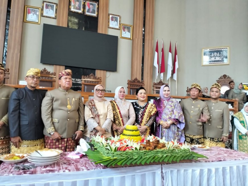 DPRD Rayakan HUT ke-27, Lampung Timur Fokus Genjot Infrastruktur dan Kesejahteraan