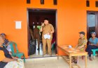 Wabup Azwar Hadi Tinjau Langsung Penyaluran Bantuan Pangan di Bumi Agung