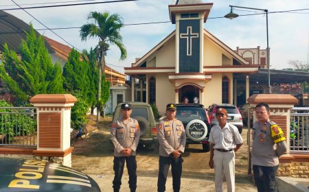 Polisi Jaga Ketat Ibadah Kenaikan Yesus di Lampung Tengah, Jemaat Merasa Aman dan Nyaman