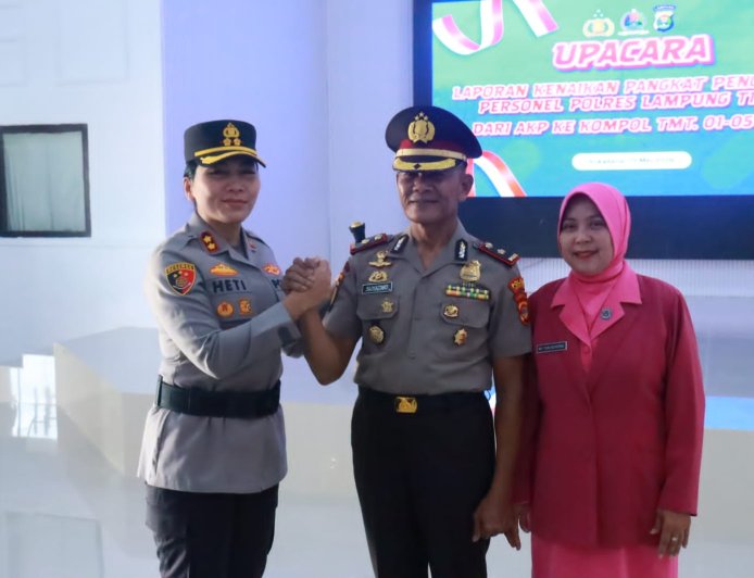 Kompol Suyatmo Raih Kenaikan Pangkat Pengabdian, Kapolres Lampung Timur: Penghargaan yang Tidak Semua Bisa Dapatkan