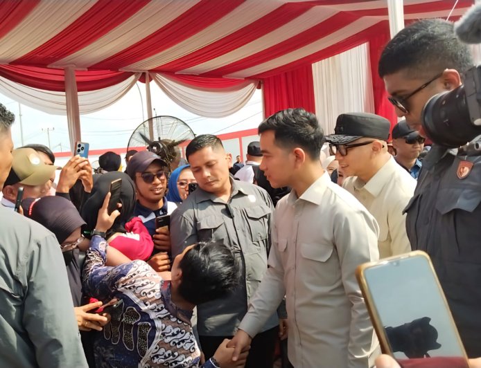 Wapres Gibran Resmikan Kampung Nelayan Merah Putih di Lampung Timur, Janji Atasi Pendangkalan Muara dan Krisis Solar