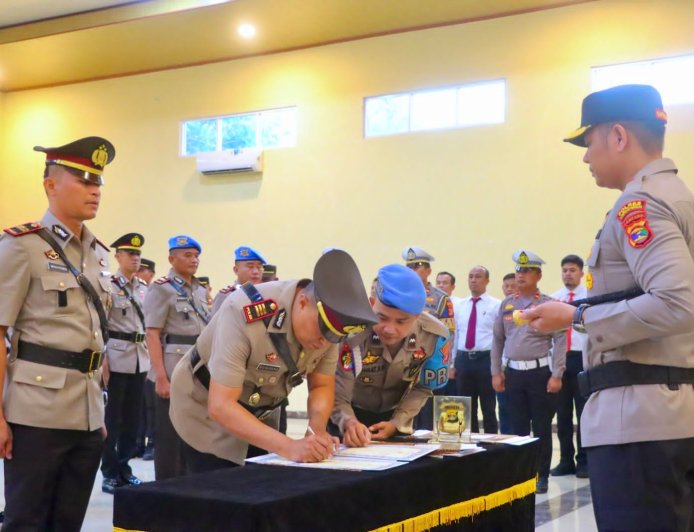 Kapolres Lamteng Tekankan Profesionalisme Saat Sertijab