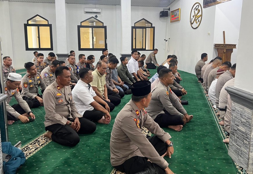 Polres Lampung Timur Gelar Salat Gaib untuk Bripka Anumerta Arya Supena yang Gugur saat Gagalkan Curanmor