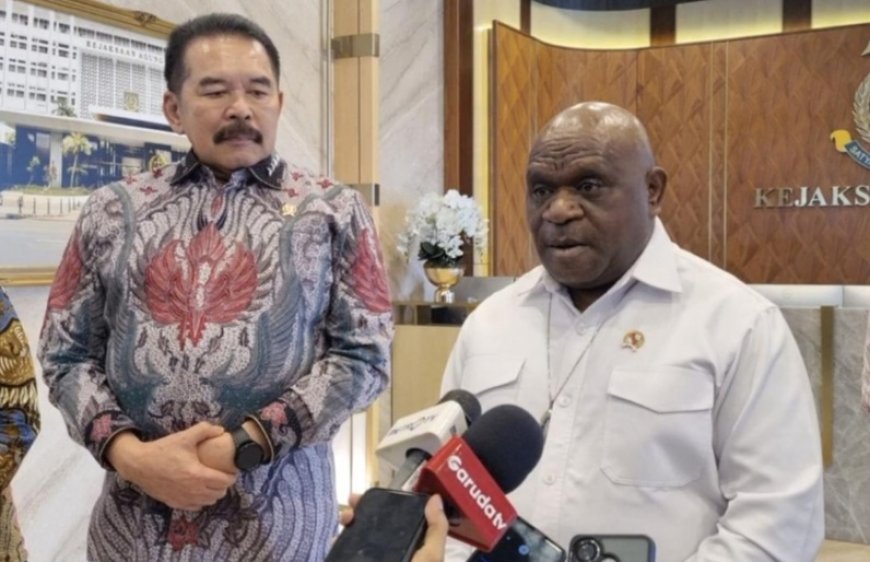 Pigai Tegaskan Presiden Tak Pernah Perintahkan TNI-Polri Isi Jabatan Sipil