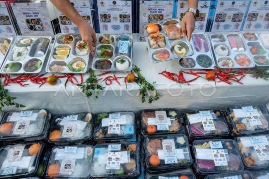 Lebih dari Setengah Dapur Program Makan Bergizi Gratis Kantongi Sertifikat Higiene Sanitasi