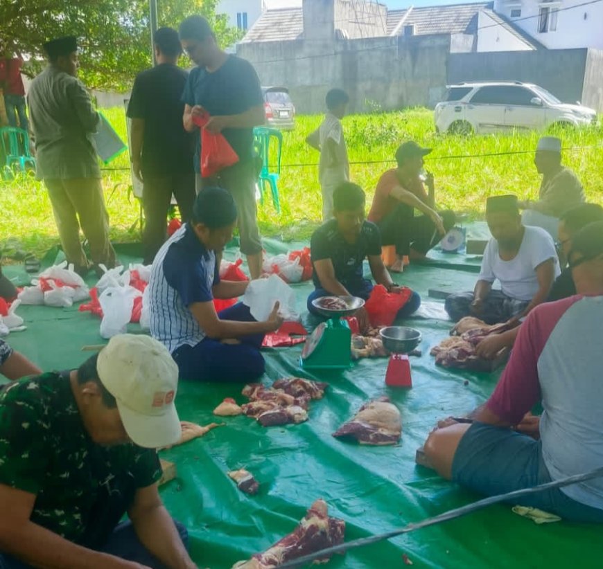 Kurban PT Sarana Global Quarry Pererat Harmoni Warga Banjar Agung