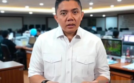Seskab Teddy Jawab Kritik Dino Patti Djalal: Biaya Kunjungan Prabowo Ditanggung Pribadi, Rombongan Dipangkas Drastis