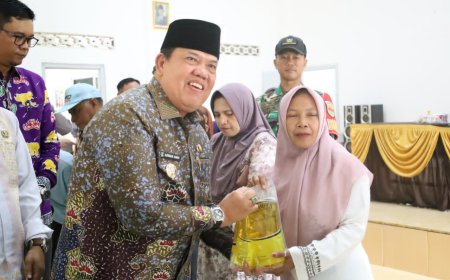 Wabup Azwar Hadi Turun Langsung, Pastikan Bantuan Pangan Tepat Sasaran di Sukaraja Nuban