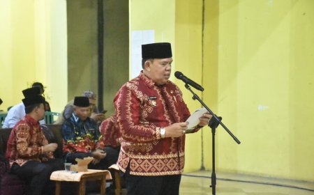 Wakil Bupati Azwar Hadi Sambut Haru 283 Jemaah Haji Lampung Timur Pulang ke Tanah Air