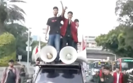 Aliansi Mahasiswa Bergerak, Bawa Tuntutan 11+9 Dalam Aksi Jakarta Hari Ini