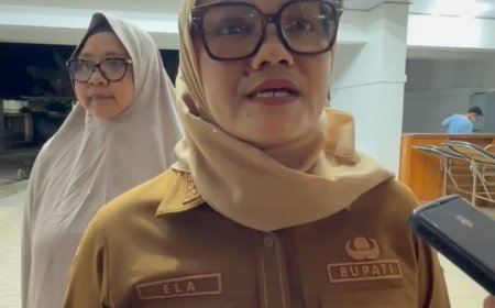 Bupati Ela Tinjau Bayi Dibuang, Pastikan Kondisi Sehat dan Aman