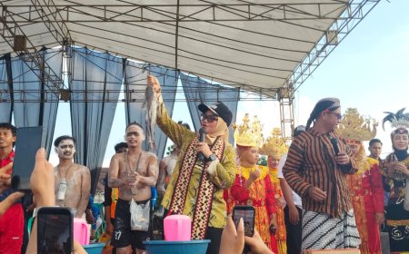 Perayaan HUT ke-67 Desa Tanjung Qencono Meriah, Bupati Ela Apresiasi Kekompakan Warga