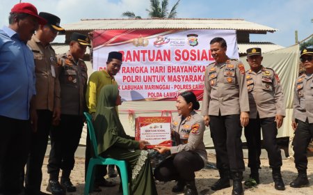 Polres Lampung Timur Bedah Rumah Warga di Hari Bhayangkara ke-80