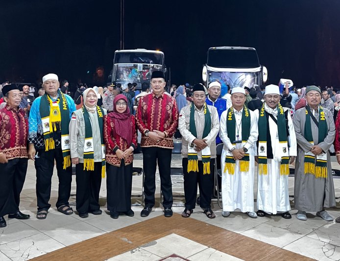 163 Jamaah Haji Lampung Timur Tiba dengan Selamat, Pemkab Sambut Haru di Islamic Center Sukadana